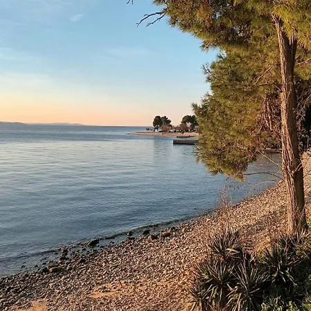 Sandra -private Parking And Garden